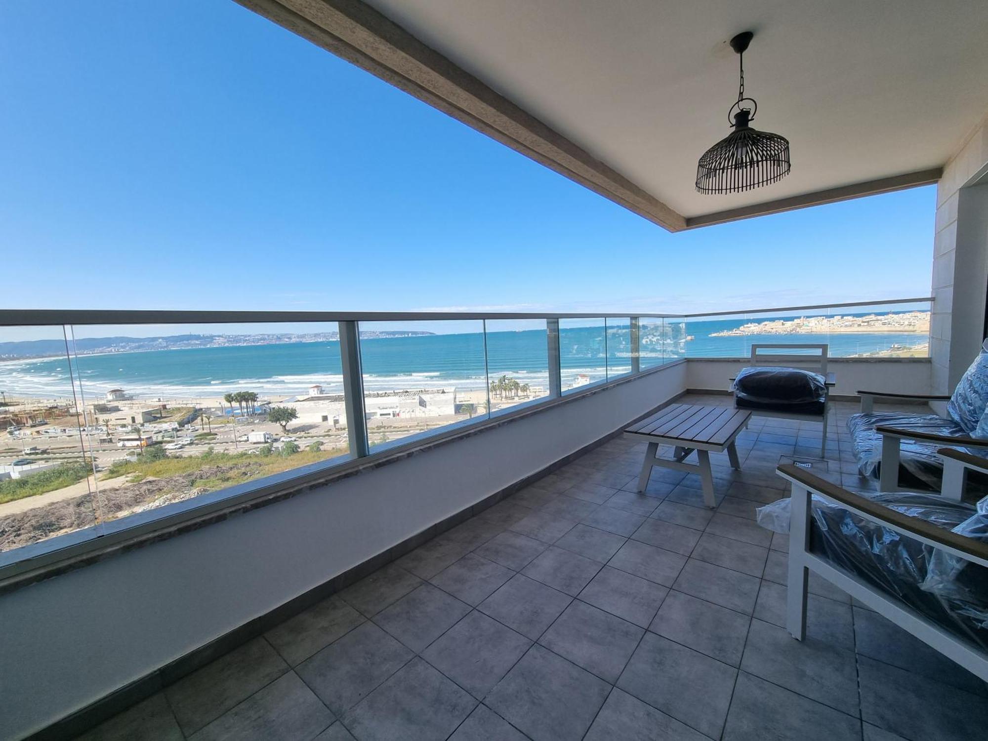 Beachfront Gallery Acre Exterior photo